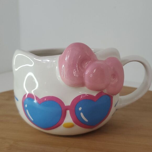 Hello Kitty by Sanrio Heart Sunglasses 20oz Ceramic Mug - Picture 1 of 8